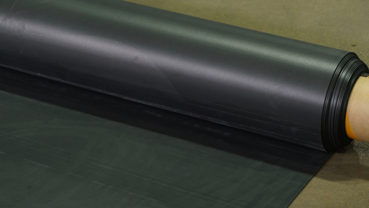 EPDM Black White - commercial roofing in Richmond, VA